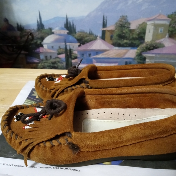 Minnetonka Thunderbird Moccasins Suede 🥿Beaded,Size 8,A Fabulous Vintage Gift. - Picture 6 of 15